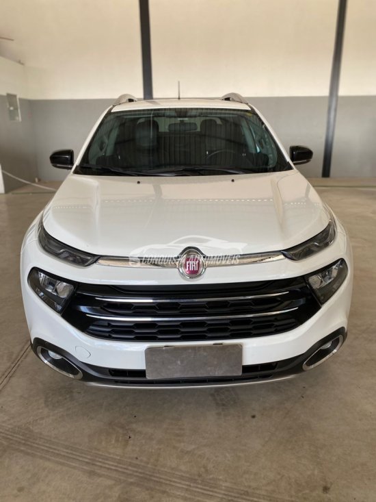 fiat-toro-volcano-2018-33240