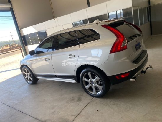 volvo-xc-60-2013-33357